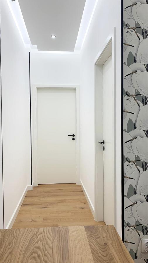 Sipsix Apartment - Modern 2 Bedroom Newly Renovated Flat With Ac In Budapest City Centre Eksteriør bilde